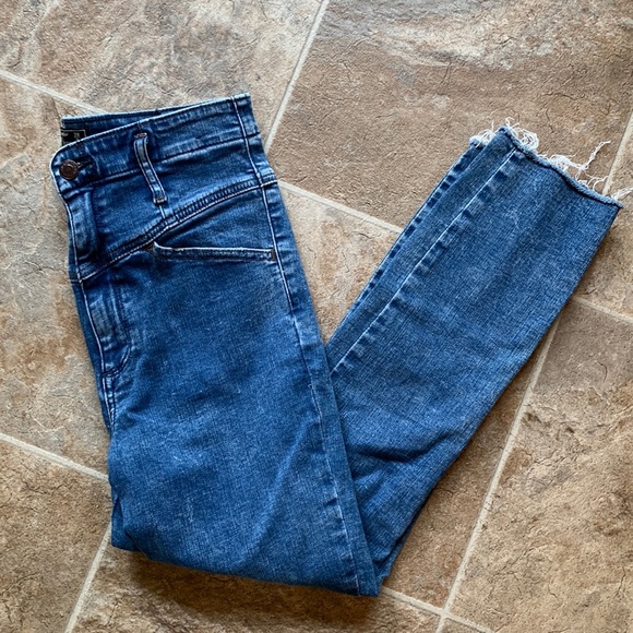 Abercrombie & Fitch Denim - Abercrombie & Fitch Ultra High Rise Super Skinny Ankle Exposed Seam Denim Jeans